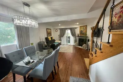 Image de Lovely home in cabbage town.