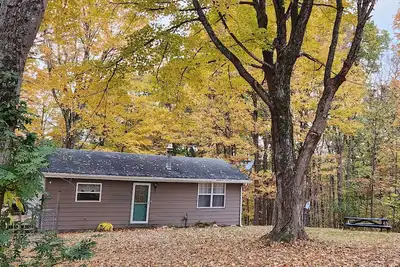 Image de Take it easy at this unique and tranquil getaway in the zaleski state forest.