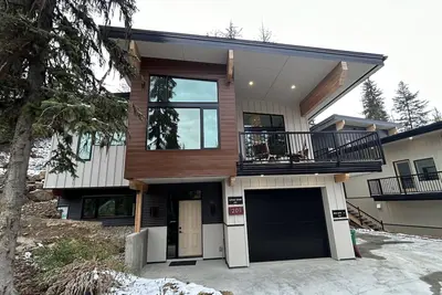 Image de Eco-Luxury Mountain House at Red Mountain