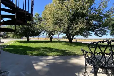 Image de Quiet apartment at the mouth of meadow mountains. Located right off of i15.