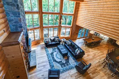 Image de Stunning Lakefront Lodge On Castle Rock Lake! Perfect for Families or Retreats!