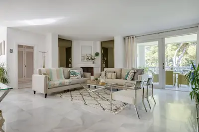 Apartment in Luxury complex Los Monteros Marbella