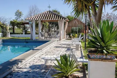 Image de Homerez - Chalet confortable à Montemayor avec piscine privée