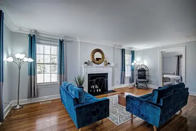 Image de Home in the Heart of Fondren Near Everything