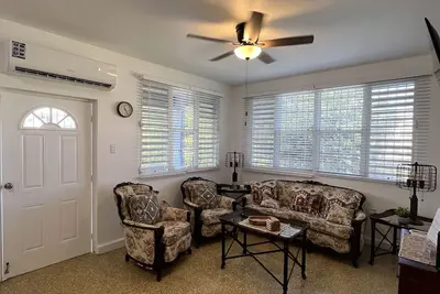 Image de Spacious San Juan Getaway Full-Floor Apartment Home in a central and quiet area.