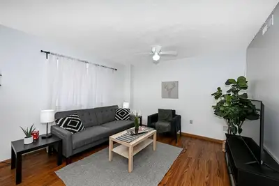 Image de Central 2 Bd Great for Traveling Professionals!