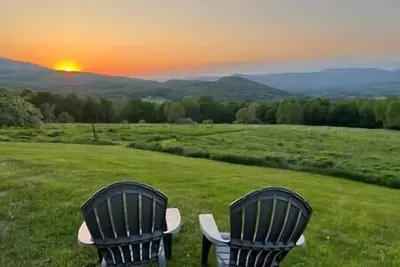 Image de Farmhouse with Mountain Views Near Stowe/Smuggs