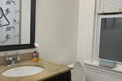 Image de Quiet 1 bdrm aptmt has backyard