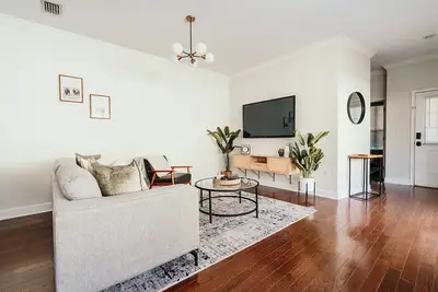 Image de Downtown Lakeland - Luxury Townhouse - Walkable!