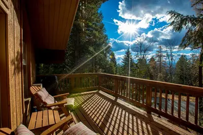 Image de Condo with Lake Access, Pool & Hot Tub Near Skiing and Glacier National Park