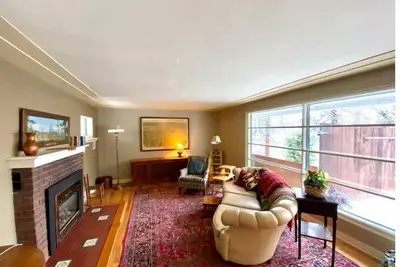 Image de Groovy Perry District/South Hill Mid-Century Home