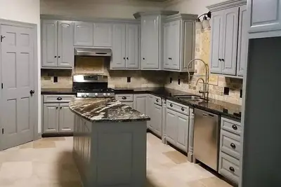 Image de Elegance Redefined in Caldwood