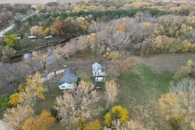 Image de Relax Riverside - Renovated3BR/2ba Home - 15 Acres