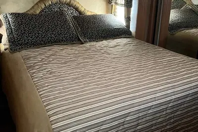 Image de Enjoy relaxing with room to stretch in peaceful surroundings