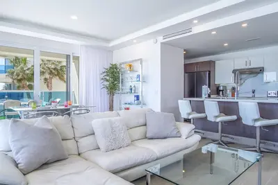 Image de Breathtaking 2 bedroom condominium (E205)