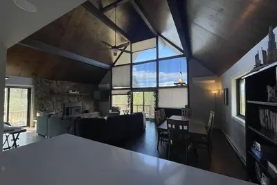 Image de Family sized cozy house with amazing views! 10 min from Durango