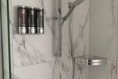 Image de Beachfront Haven New