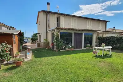 Image de Ariel - Lucca, Tuscany