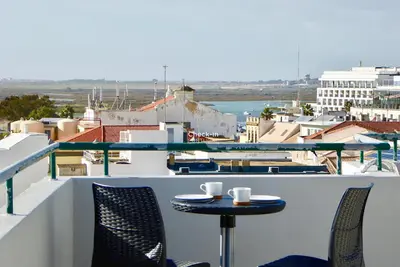 Image de Downtown by Check-in Portugal