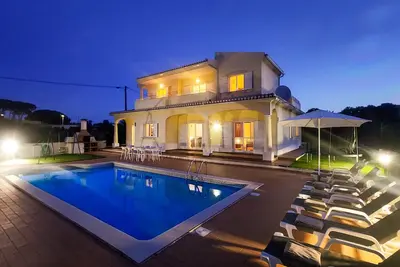 Image de Lara Lima by Check-in Portugal