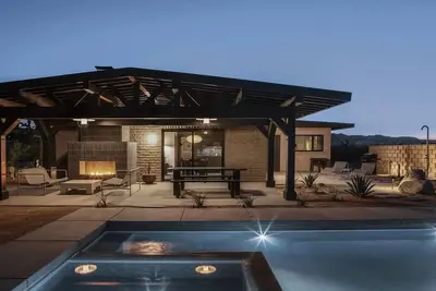 Image de Escondite By Homestead Modern