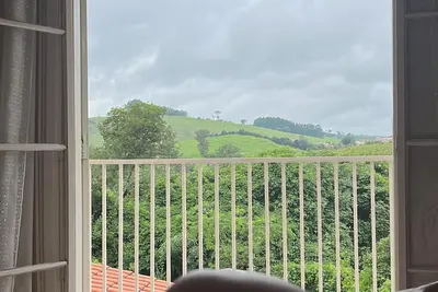 Image de Casa Aconchegante com Vista Para a Serra