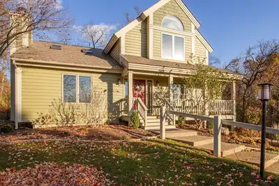 Image de Picture Perfect Galena Getaway on Golf Course | 4 Bed 4 Bath | Hot Tub & FirePit