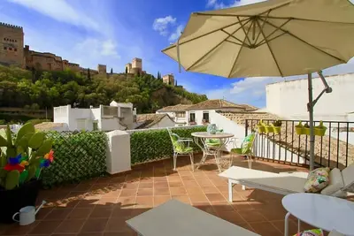 Image de Inside Apartment Paseo De Los Tristes Atico