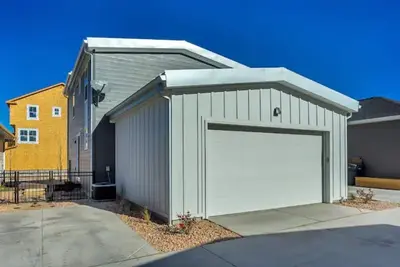 Image de Newly built 3 Bed 2100 sf Stylish Flat