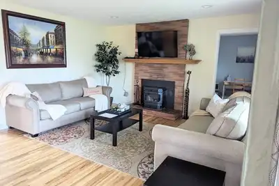 Image de Peaceful 3br/2ba near Peacehealth+Airport\n