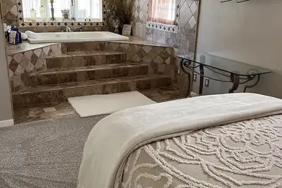 Image de Quiet and relaxing, located in the heart of Iron Mountain