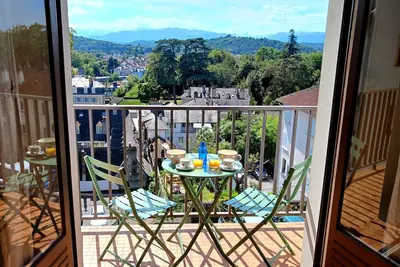 Image de Bel appartement Pau centre avec vue sur les Pyrénées