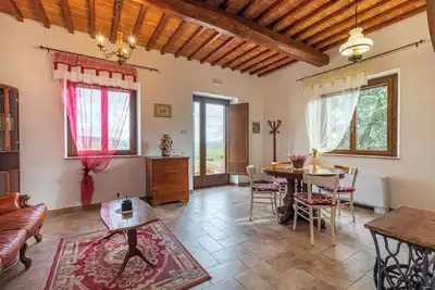 Image de Appartement \"Agriturismo Il Casato Mag-il Vaglio\" avec vue sur les montagnes, terrasse et Wi-Fi