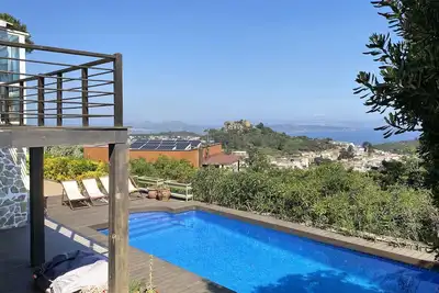 Image de Location villa avec piscine à Begur centre