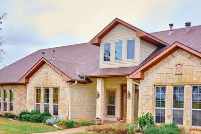 Image de Mackey Farms: \"Country Retreat\"