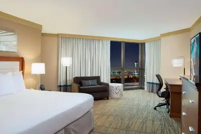 Image de Steps Away from Miami's Int'l Airport! Free Airport Shuttle + Outdoor Pool