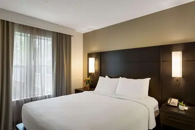 Image de Comfort and Relaxation! 2br Suites With Kitchen, Free Breakfast, Bring Your Pets
