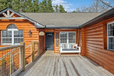 Image de Cozy 3 Bedroom with King Beds, Mountain View, Game Room, WiFi, Hot Tub, Fire Pit