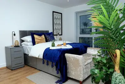 Image de Snuggle Inn - Riverside apartment- Woolwich Ferry, Mins to O2 Arena