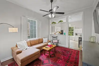 Spacious Home in Downtown; Mardi Gras; Sleeps 8
