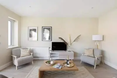 Luxury Seaview 15m dr to center, near Ucd&promenade\n