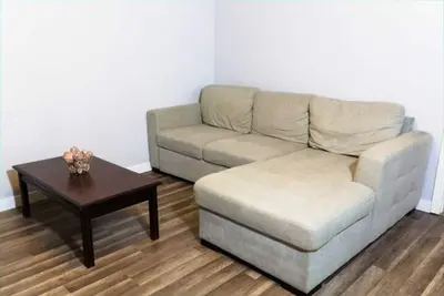 Image de Entire House in North Denver