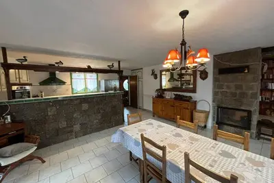 Image de Appartement équipé 12 personnes situé au pied des pistes de ski de la Quillane