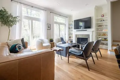 Image de Steps to Fulton Market Downtown 4 bedroom Entire Home Sleeps 11 with City Views