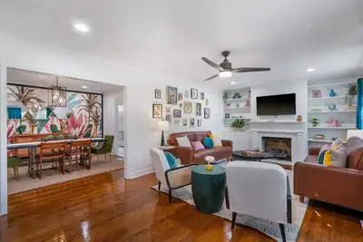 Image de Centrally located near Midtown & Liberty Park- 7 ml to Beale! Stylish 4Bdroom!