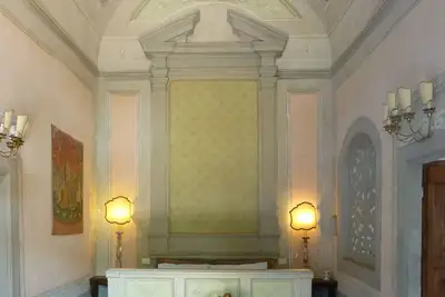 Image de Former historical chapel in villa: pool, garden, parking space, fenced property
