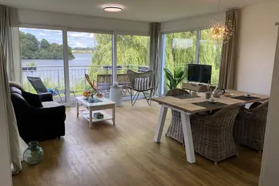Image de Ferienwohnung Direkt am Trammer See mit Bootssteg, Boot, Grill, Garten, Balkon