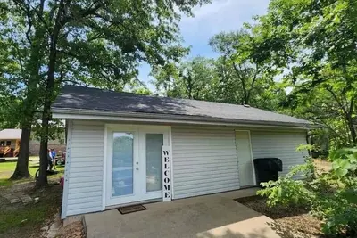 Image de Come relax at Albert's Walnut Grove Cottage at Grand Lake with fire pit & grill!