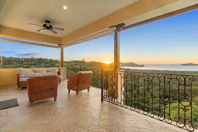 Image de Papagayo Penthouse | Private Pool & Sunset Views
