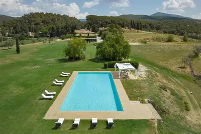 Image de Belle maison de vacances privée avec piscine privée, climatisation, Wifi, Tv, vue panoramique